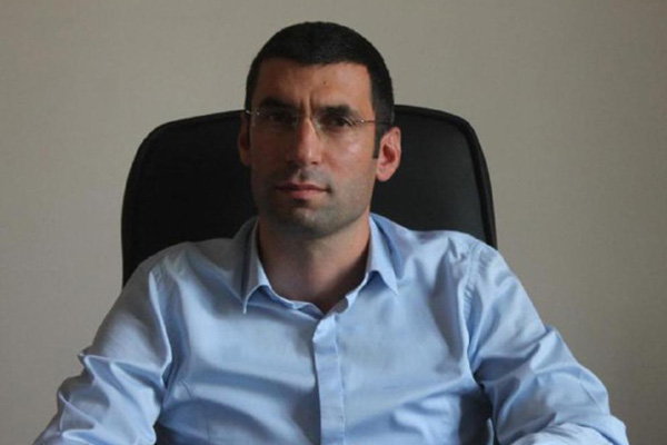 Derik Kaymakamlığına Torul Kaymakamı Hakan Kafkas atandı