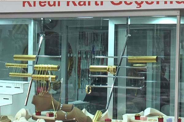 İstanbul’da silahlı kuyumcu soygunu