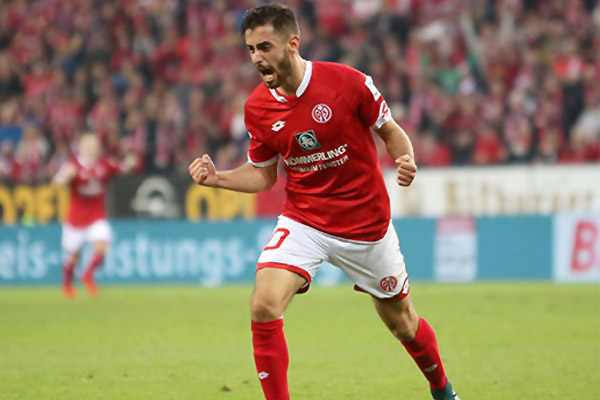 Yunus Mallı, Almanya'da şov yaptı