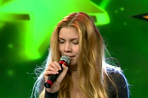 Aleyna Tilki'nin konser verdiği kafeye saldırı: 6 yaralı