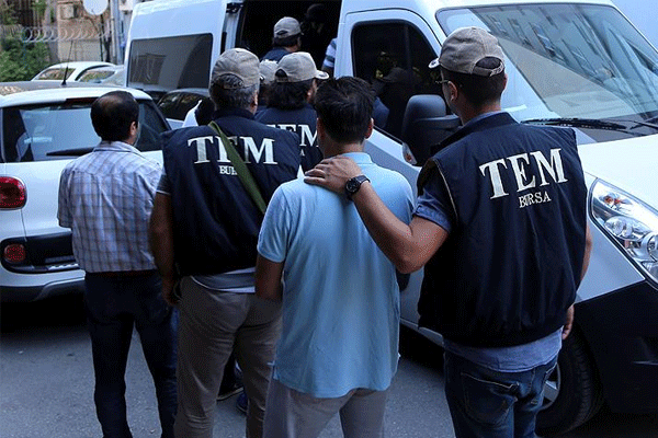 11 ilde FETÖ operasyonu