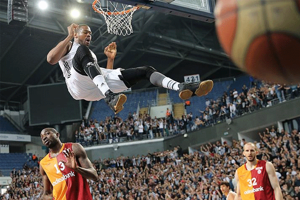 Basketbolda derbi heyecanı