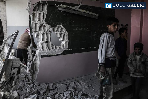 Rus uçakları İdlib’te okulu vurdu