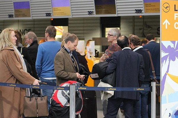 AB, havayolu şirketleri için 'kara liste' hazırlığında