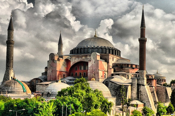 Ayasofya ibadete açılıyor mu?
