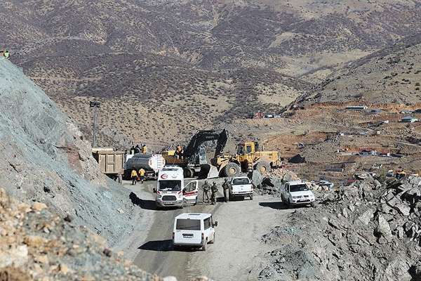 Siirt'te acı bekleyiş devam ediyor
