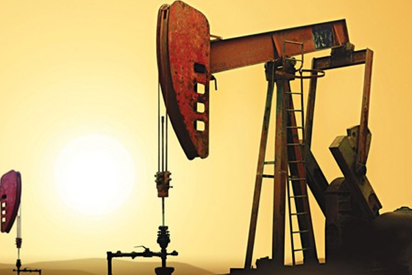 Dolar'dan sonra petrol de uçuşa geçiyor