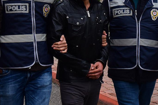 Antalya'da 3 kişi IŞİD iddiasıyla tutuklandı