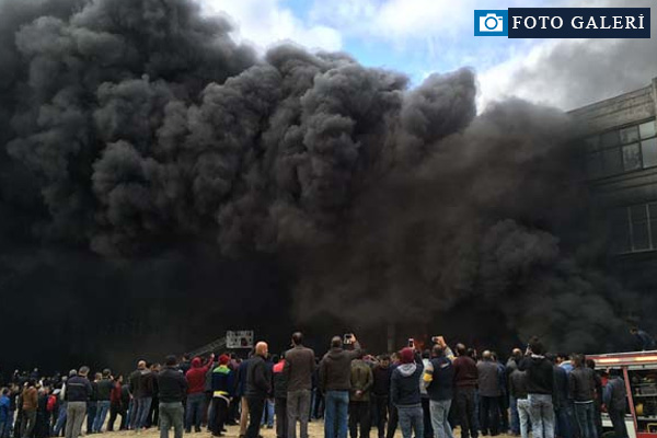 Bayrampaşa'da büyük yangın!