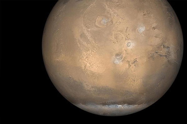 Mars'ta buz kütlesi bulundu