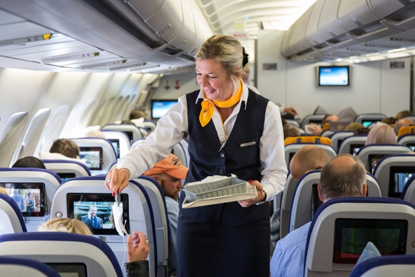 Lufthansa grevi uzattı