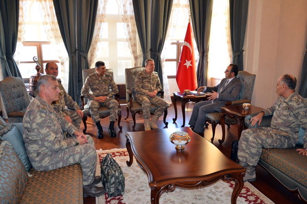 Genelkurmay Başkanı Akar Kilis'te