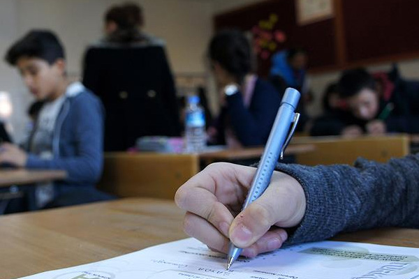 TEOG'da birinci gün oturumu sona erdi