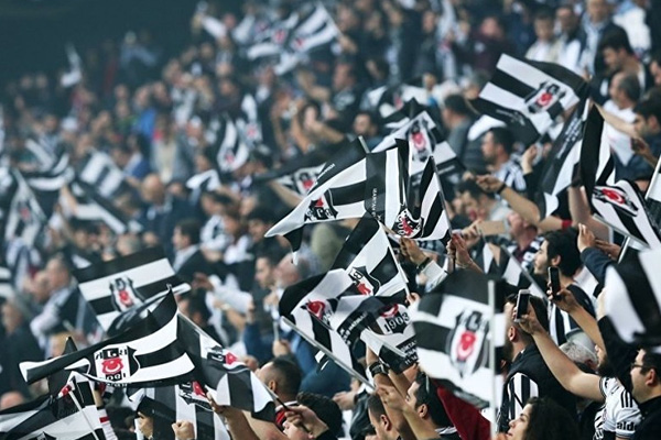 Beşiktaş’tan sessiz tezahürat