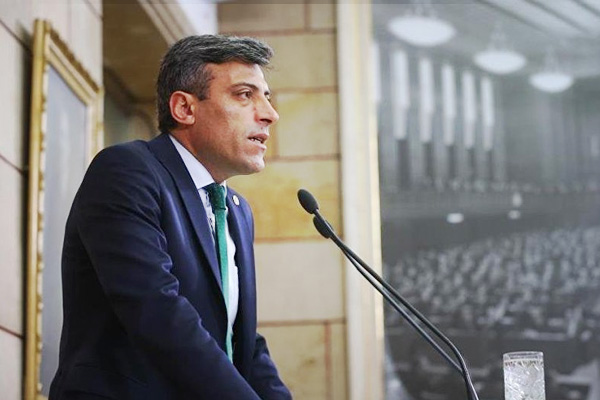 CHP, Barzani'nin kendileri ile görüşmesini istedi