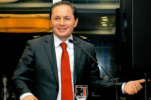 Eski HSYK Başkanı itirafçı olmak istedi