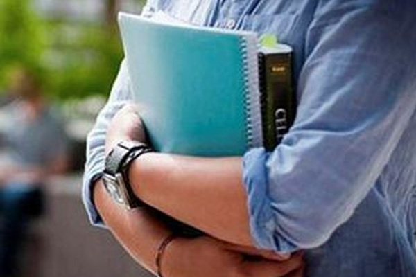 Öğrenciye hem barınma he yemek yardımı