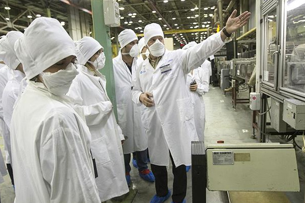 Nükleer eğitimi için 100 öğrenci daha Rusya yolcusu