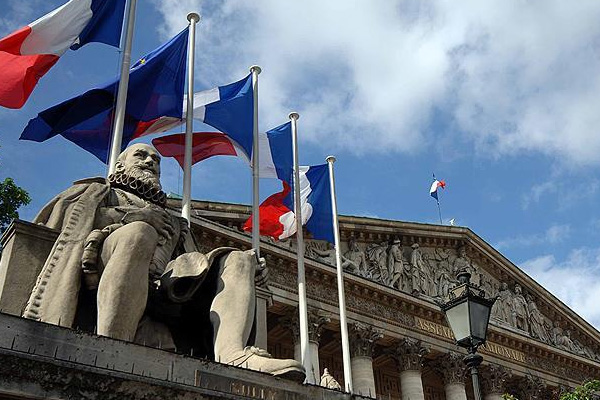 Fransa'dan İsrail mallarına etiket zorunluluğu