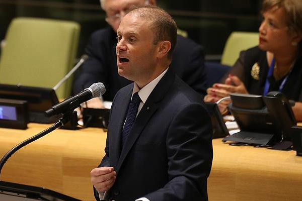 Malta Başbakanı'ndan İngiltere'ye Brexit uyarısı