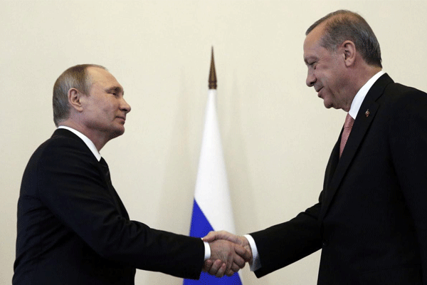 Cumhurbaşkanı Erdoğan'la Putin telefonda görüştü