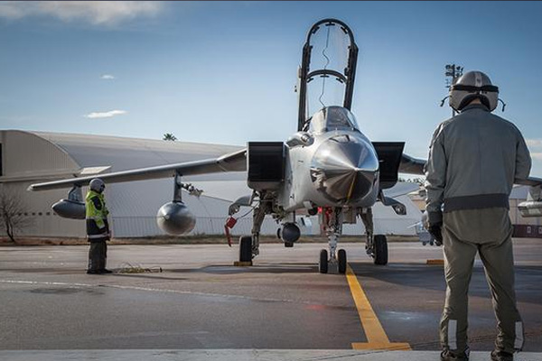 Almanya İncirlik Üssü'ne alternatif arıyor