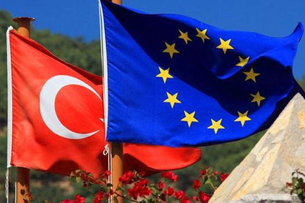 Erdoğan 'Kapıları açarız' dedi, Avrupa tutuştu