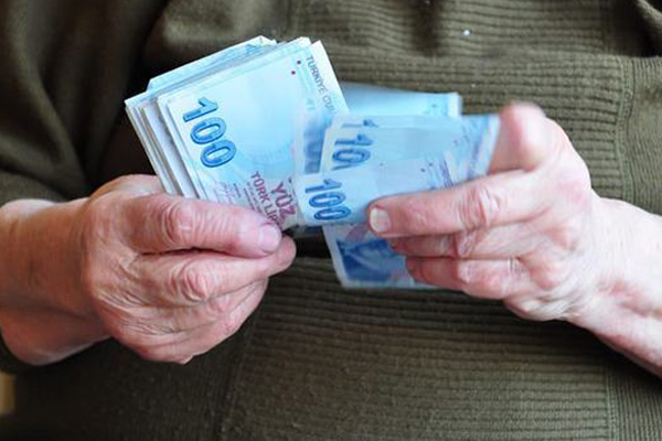 Emekli maaşına yüzde 15 zam