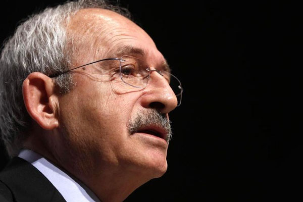 Kılıçdaroğlu 15 Temmuz şehitleri yakınlarına askerlik muafiyetini eleştirdi