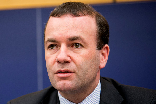 AP: Sığınmacı krizini kendimiz halledebiliriz