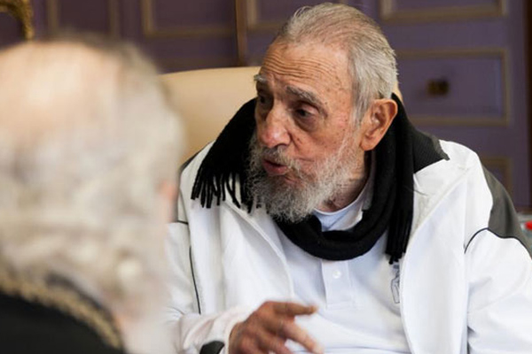 Küba kökenli ABD senatöründen Castro yorumu: Diktatör öldü