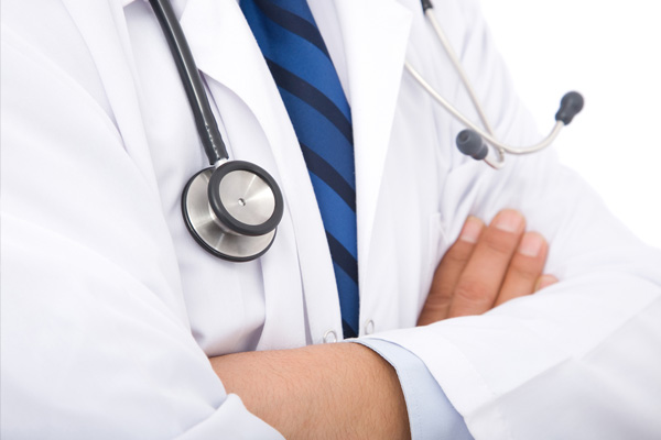 Doktorların askerliği zorunlu hizmetten sayılacak