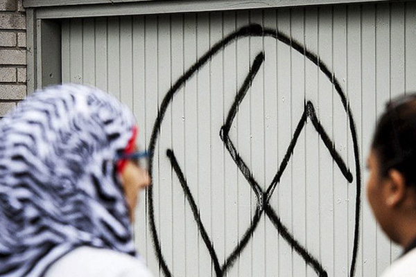 İsveç hükümeti cami saldırısını