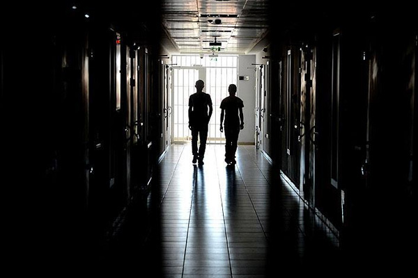 Cezaevindeki çocuklar için 'ücretsiz mektup'