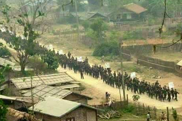 Arakanlı Müslümanlara soykırım yapılıyor