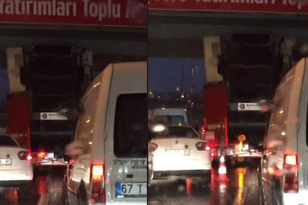 E-5'te TIR üst geçide takıldı