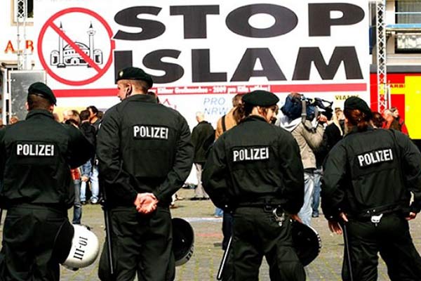 Batı'nın sinsi bilinçaltı mesajı