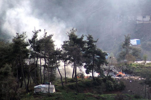 Esed rejiminin Cebel Ekrad'a saldırısı sürüyor