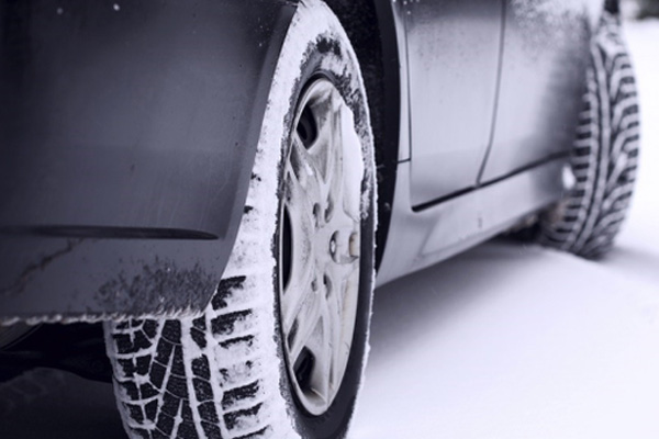 Kış lastiği takmayana 571 lira ceza