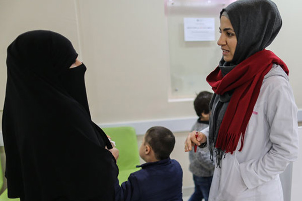 Suriyeliler sınırın açılmasını istiyor