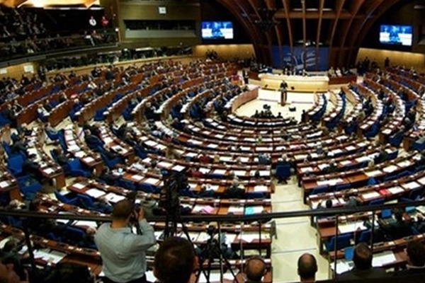 BM'de Filistin moda ve sanatı sergisi