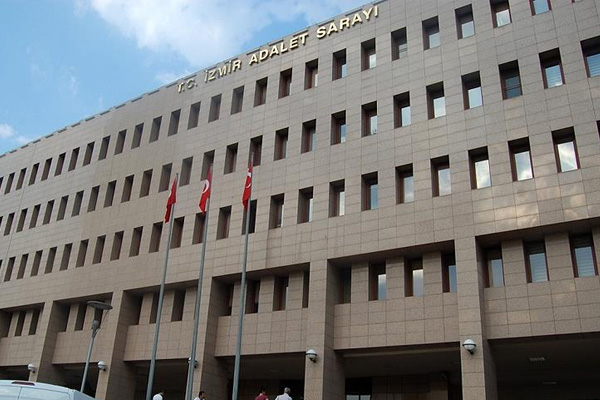 Eski AK Parti ilçe başkanı FETÖ'den tutuklandı