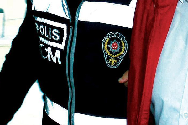 Eski DBP'li belediye başkanı gözaltında