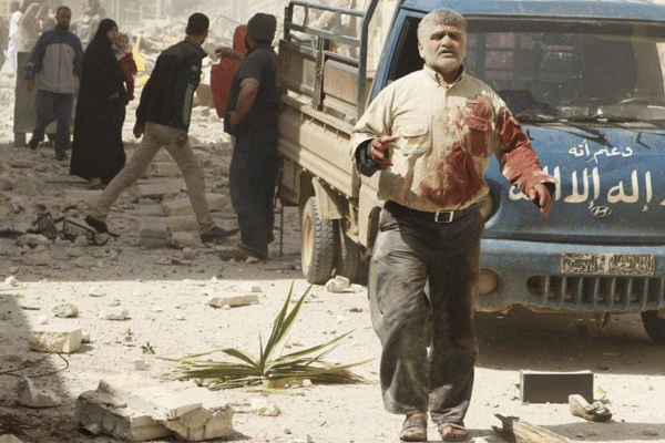 Rejim Halep'ten kaçan sivilleri vurdu