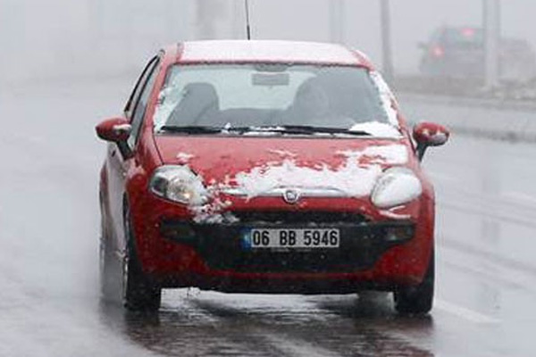 Ankara Valiliği: Zorunlu olmadıkça trafiğe çıkmayın