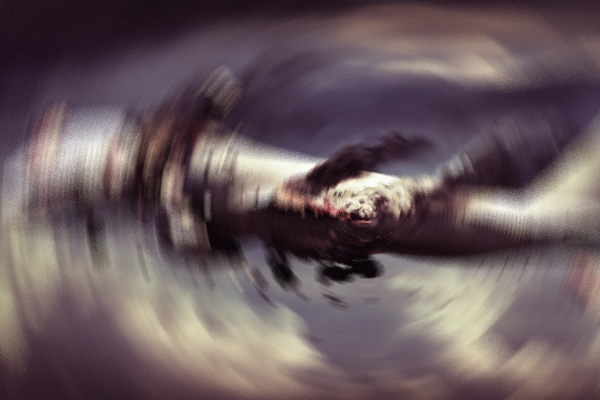 Hindistan'da askeri helikopter düştü: 3 ölü