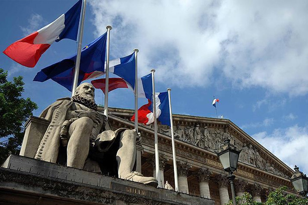 Fransa'dan ABD'ye 'karara uy' çağrısı