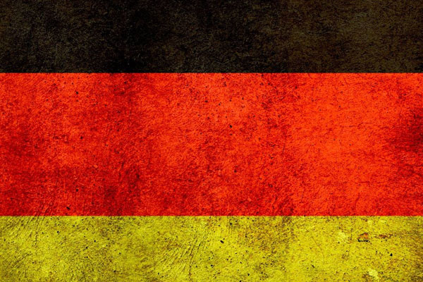 Parasız kalan Zaman kapanıyor