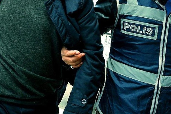Polise bombalı saldırıda 3 gözaltı