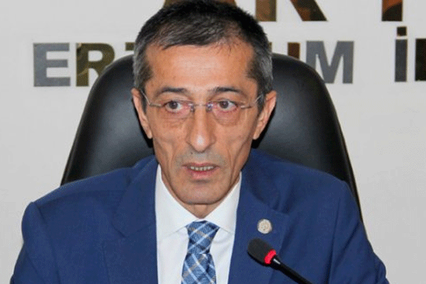 AK Parti'li Başkan istifa etti